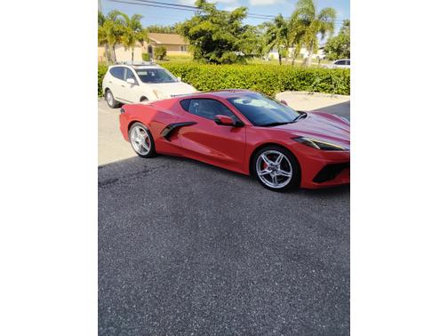 Red 2022 Chevrolet Corvette Stingray w/2LT