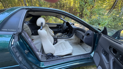 Green 1993 Mitsubishi 3000GT VR-4