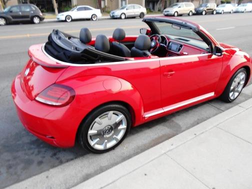 Red 2017 Volkswagen Beetle 1.8T SE