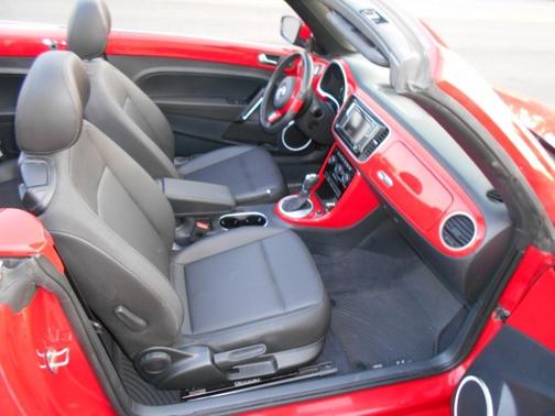Red 2017 Volkswagen Beetle 1.8T SE