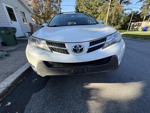 White 2015 Toyota RAV4 Limited
