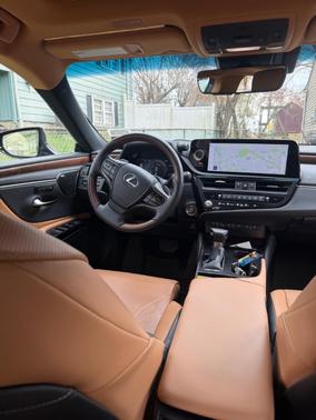 Black 2024 Lexus ES 300h Ultra Luxury