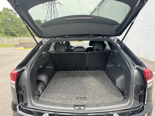 2022 Volkswagen Atlas Cross Sport 2.0T SE