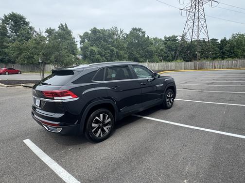 2022 Volkswagen Atlas Cross Sport 2.0T SE