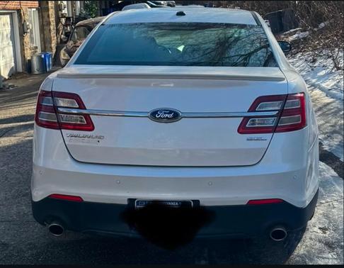 2013 Ford Taurus SEL