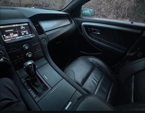2013 Ford Taurus SEL