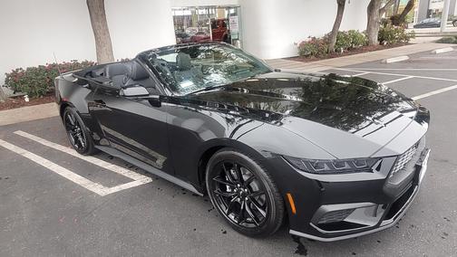 2025 Ford Mustang EcoBoost
