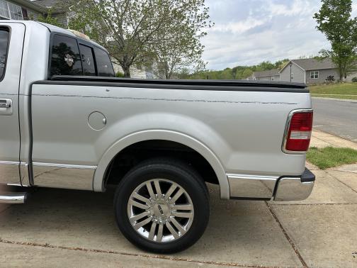 2007 Lincoln Mark LT Base