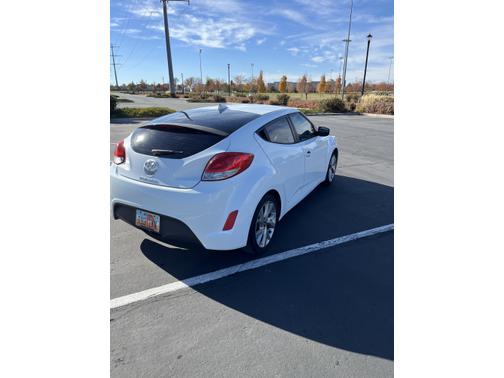 2016 Hyundai Veloster Base