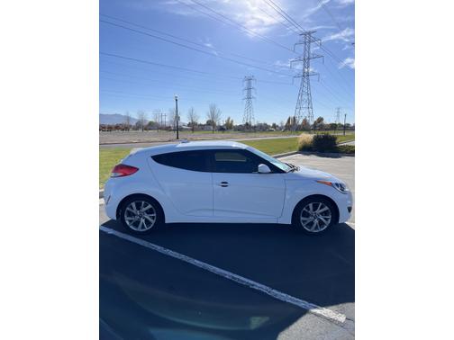 2016 Hyundai Veloster Base