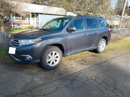 2011 Toyota Highlander SE