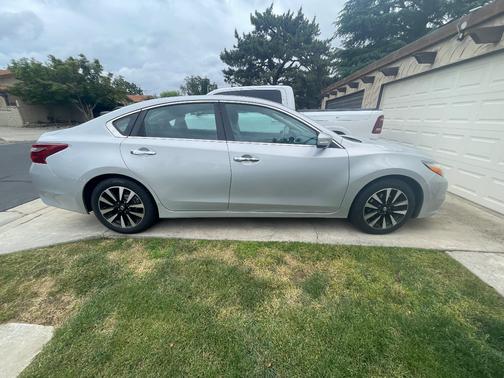Silver 2018 Nissan Altima 2.5 SL