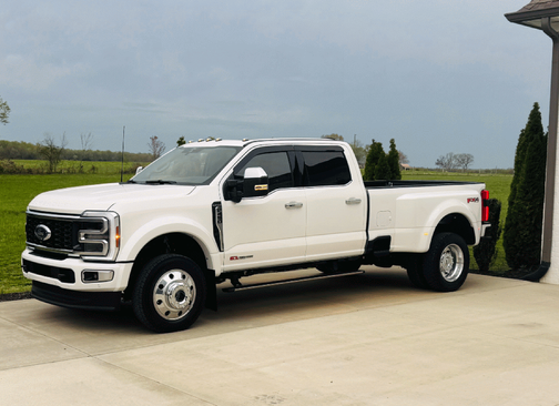 White 2025 Ford F-450 Platinum