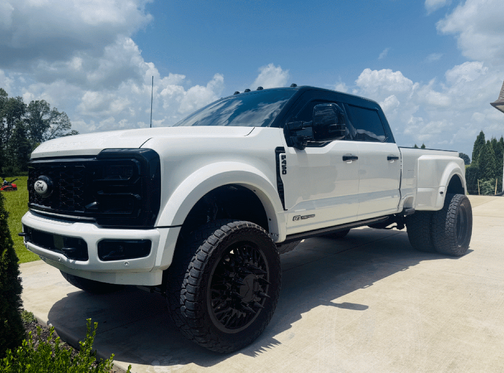 White 2025 Ford F-450 Platinum