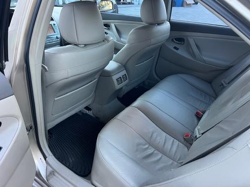 2009 Toyota Camry Hybrid Base