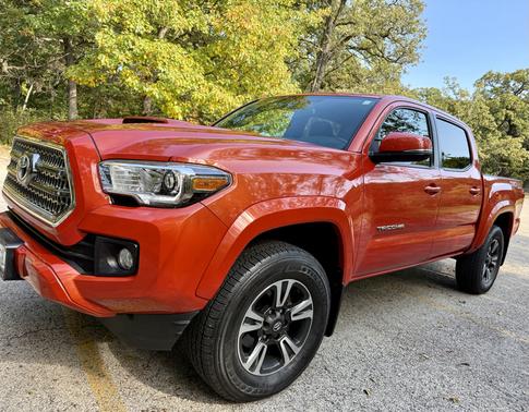 2017 Toyota Tacoma TRD Sport