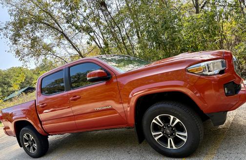 2017 Toyota Tacoma TRD Sport