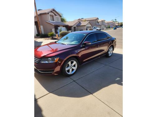 2013 Volkswagen Passat 2.5 SE
