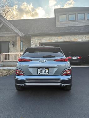 Silver 2019 Hyundai KONA EV SEL