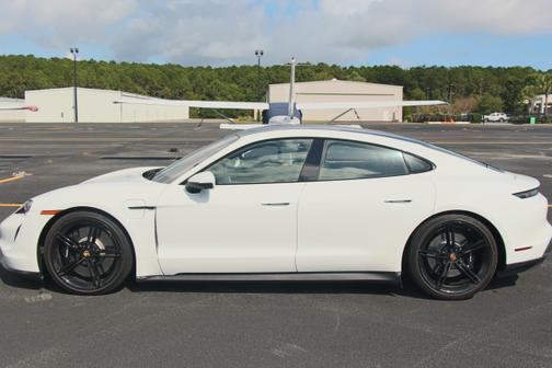 2021 Porsche Taycan Taycan 4S