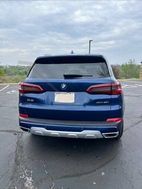 Blue 2020 BMW X5 xDrive40i