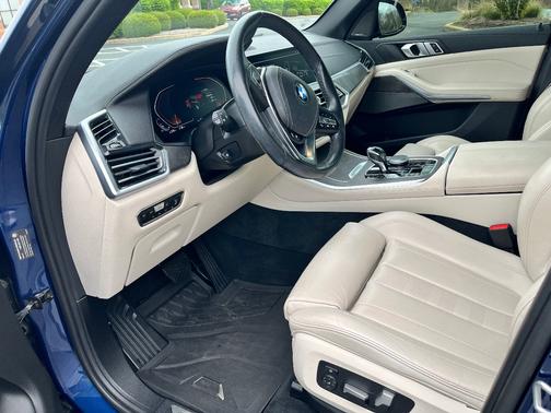 Blue 2020 BMW X5 xDrive40i