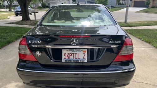 Black 2009 Mercedes-Benz E-Class E 350 4MATIC