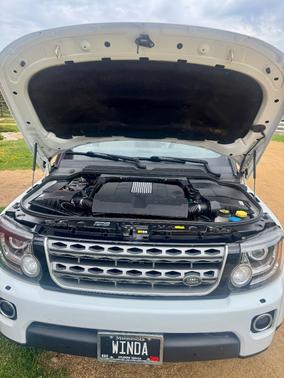 White 2015 Land Rover LR4 HSE