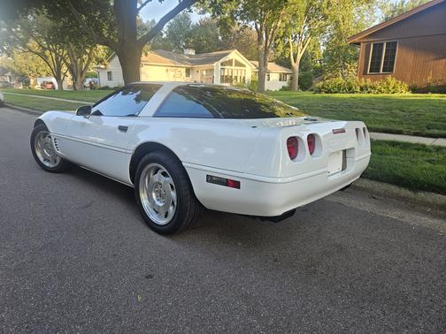 1996 Chevrolet Corvette Base