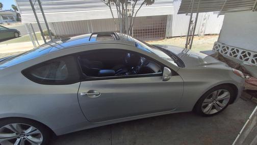 Gray 2011 Hyundai Genesis Coupe 3.8 Grand Touring