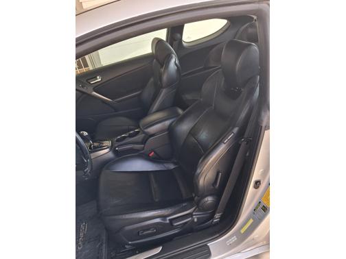 Gray 2011 Hyundai Genesis Coupe 3.8 Grand Touring