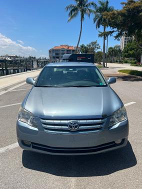 Blue 2006 Toyota Avalon Limited