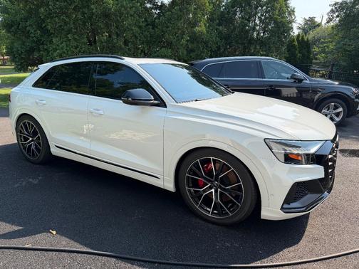White 2022 Audi SQ8 4.0T Prestige
