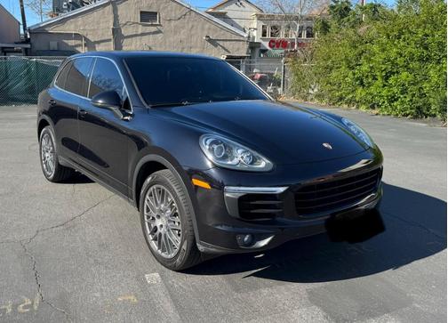 Black 2017 Porsche Cayenne Cayenne S