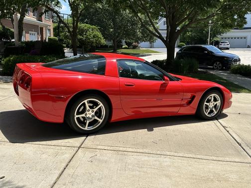 2003 Chevrolet Corvette Base