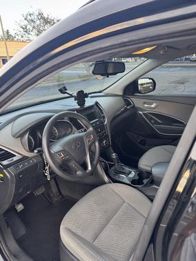 2016 Hyundai SANTA FE SE