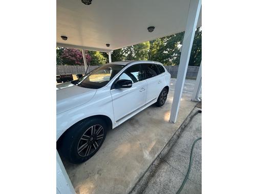 2017 Volvo XC60 T5 Dynamic