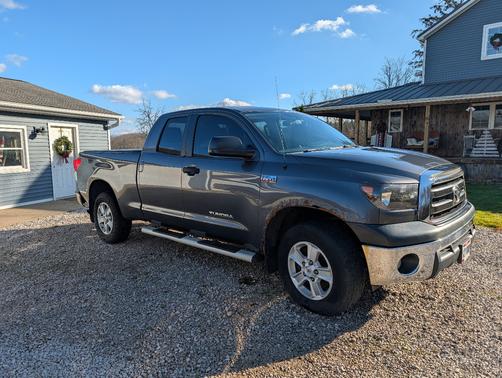Gray 2011 Toyota Tundra Grade