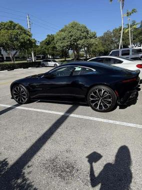 Black 2019 Aston Martin Vantage Base