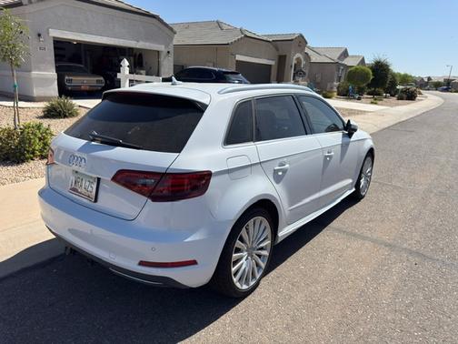 2016 Audi A3 e-tron 1.4T Premium