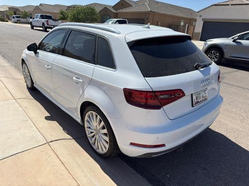 2016 Audi A3 e-tron 1.4T Premium