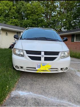 White 2007 Dodge Grand Caravan SXT