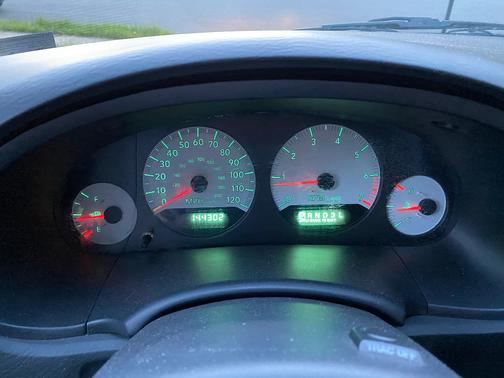 White 2007 Dodge Grand Caravan SXT