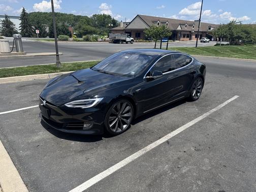 2020 Tesla Model S Long Range Plus