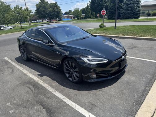 2020 Tesla Model S Long Range Plus