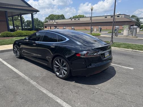 2020 Tesla Model S Long Range Plus
