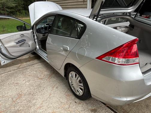 Silver 2010 Honda Insight LX