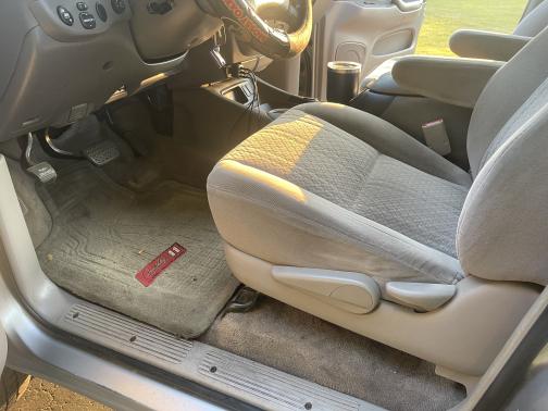 2006 Toyota Tundra Base