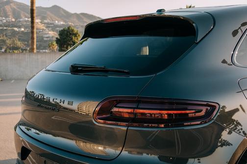 Gray 2018 Porsche Macan Macan GTS