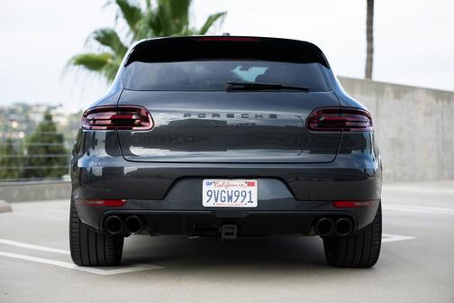 Gray 2018 Porsche Macan Macan GTS